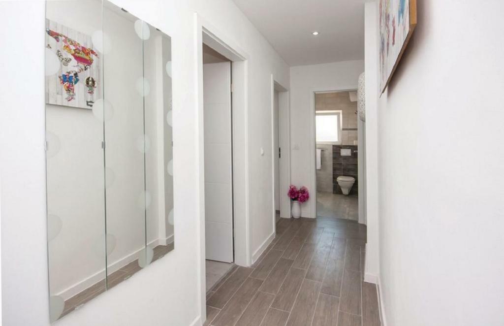 Apartmani Riva Rogoznica  Zewnętrze zdjęcie