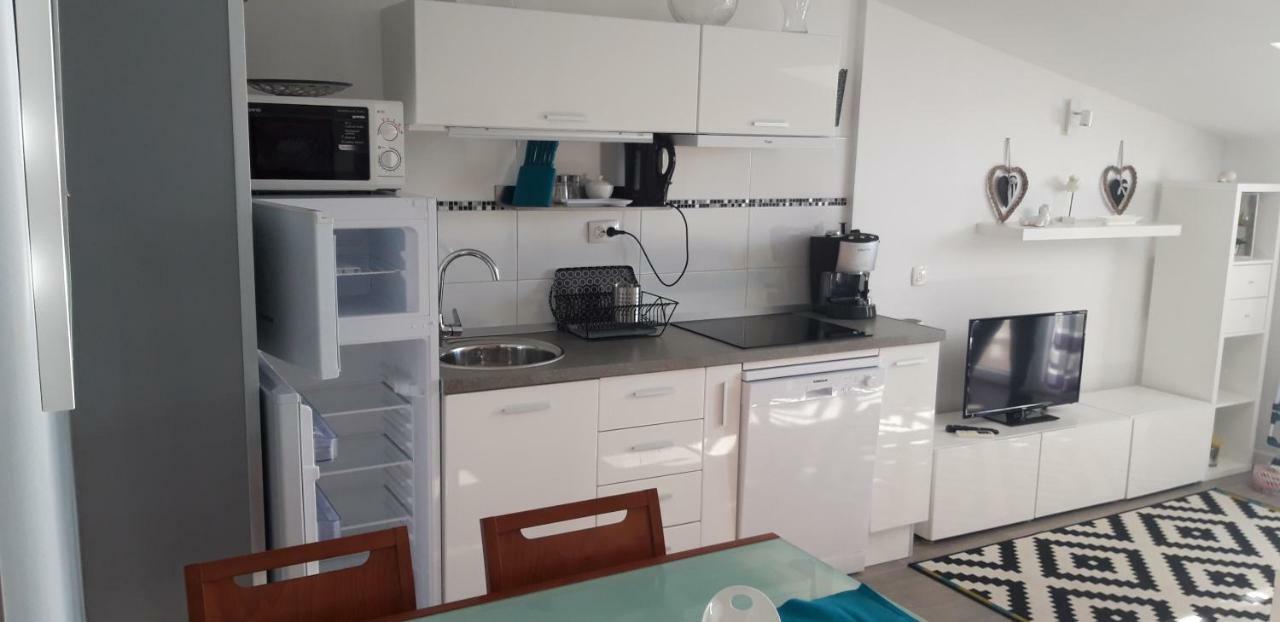 Apartmani Riva Rogoznica  Zewnętrze zdjęcie